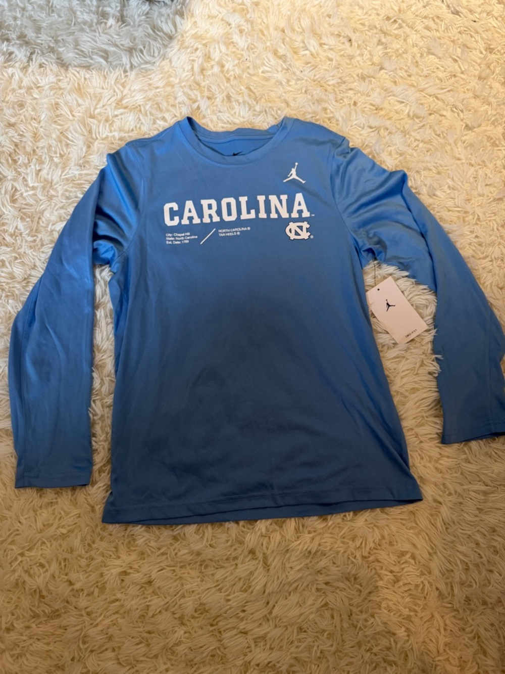 Jordan x North Carolina 'Carolina' Long Sleeve Tee-Light Blue YL. New with Tags